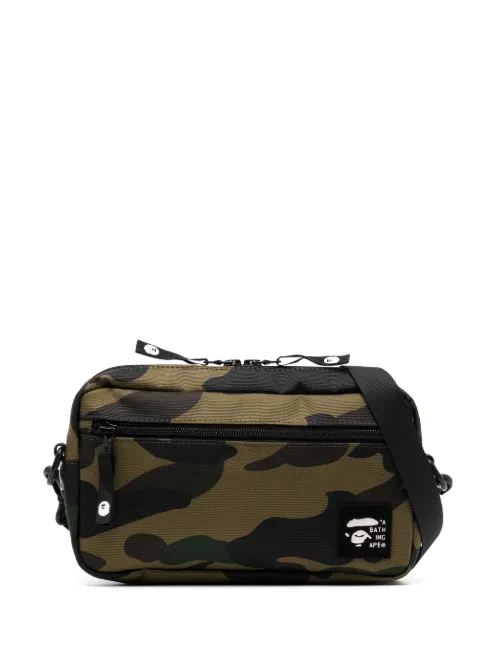 Minii sacoche à imprimé camouflage - A BATHING APE® - Modalova