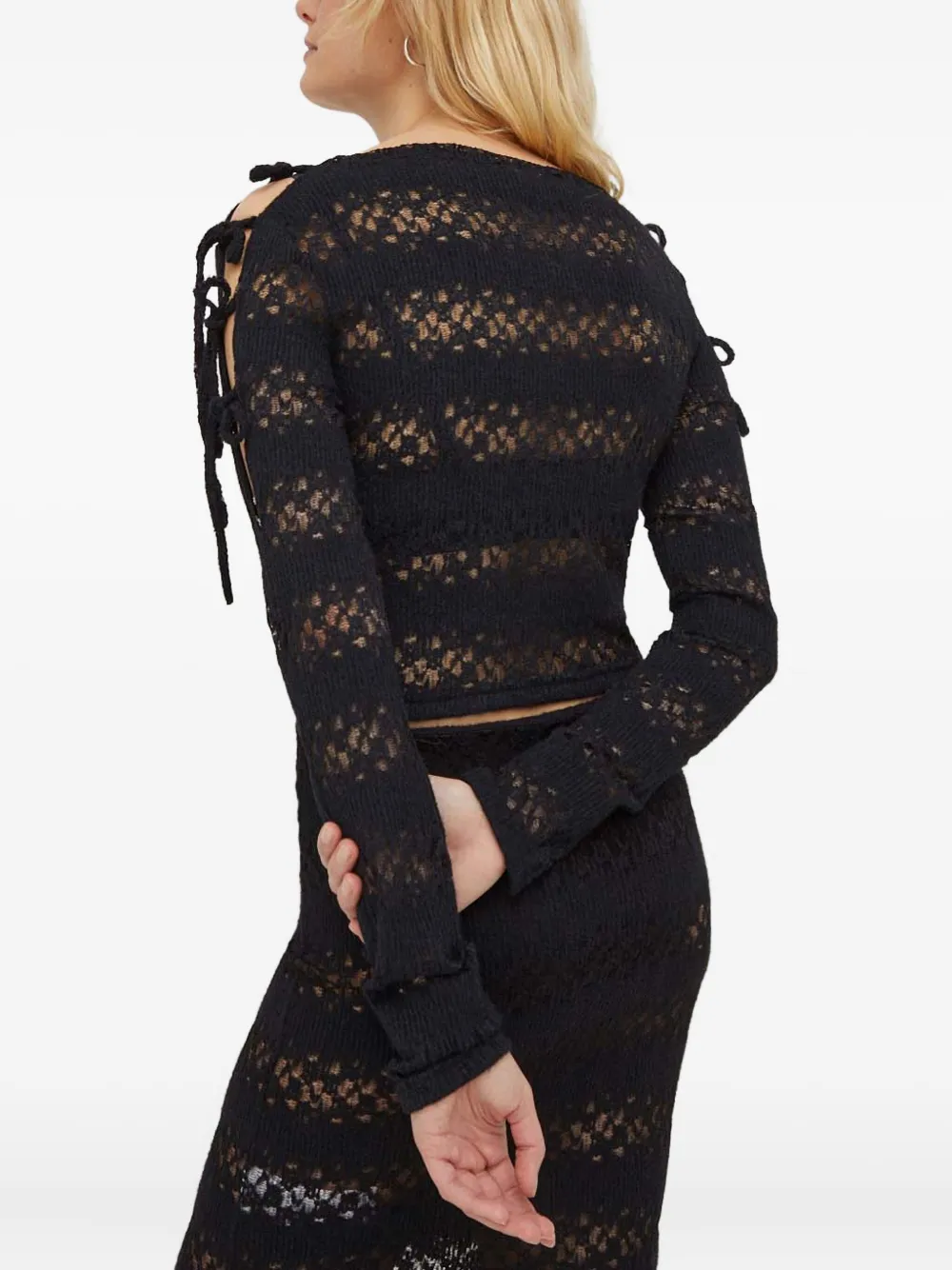 Tie-Detail Top