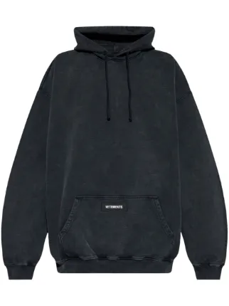 VETEMENTS