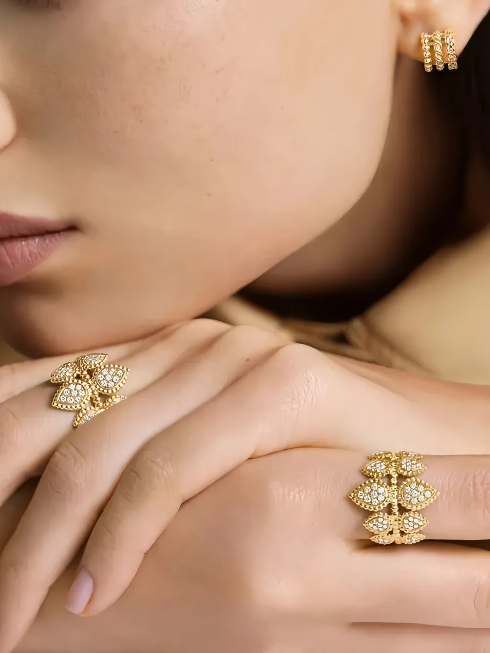 Boucheron diamond-pavé motif ring | Image 2