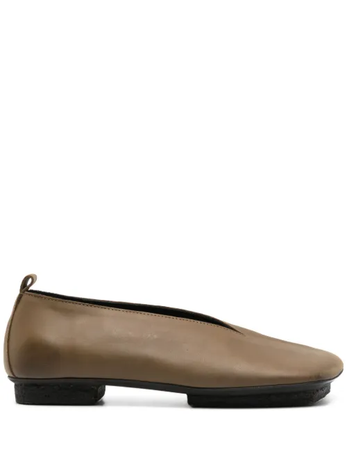 Ballerines à bout asymétrique - Uma Wang - Modalova