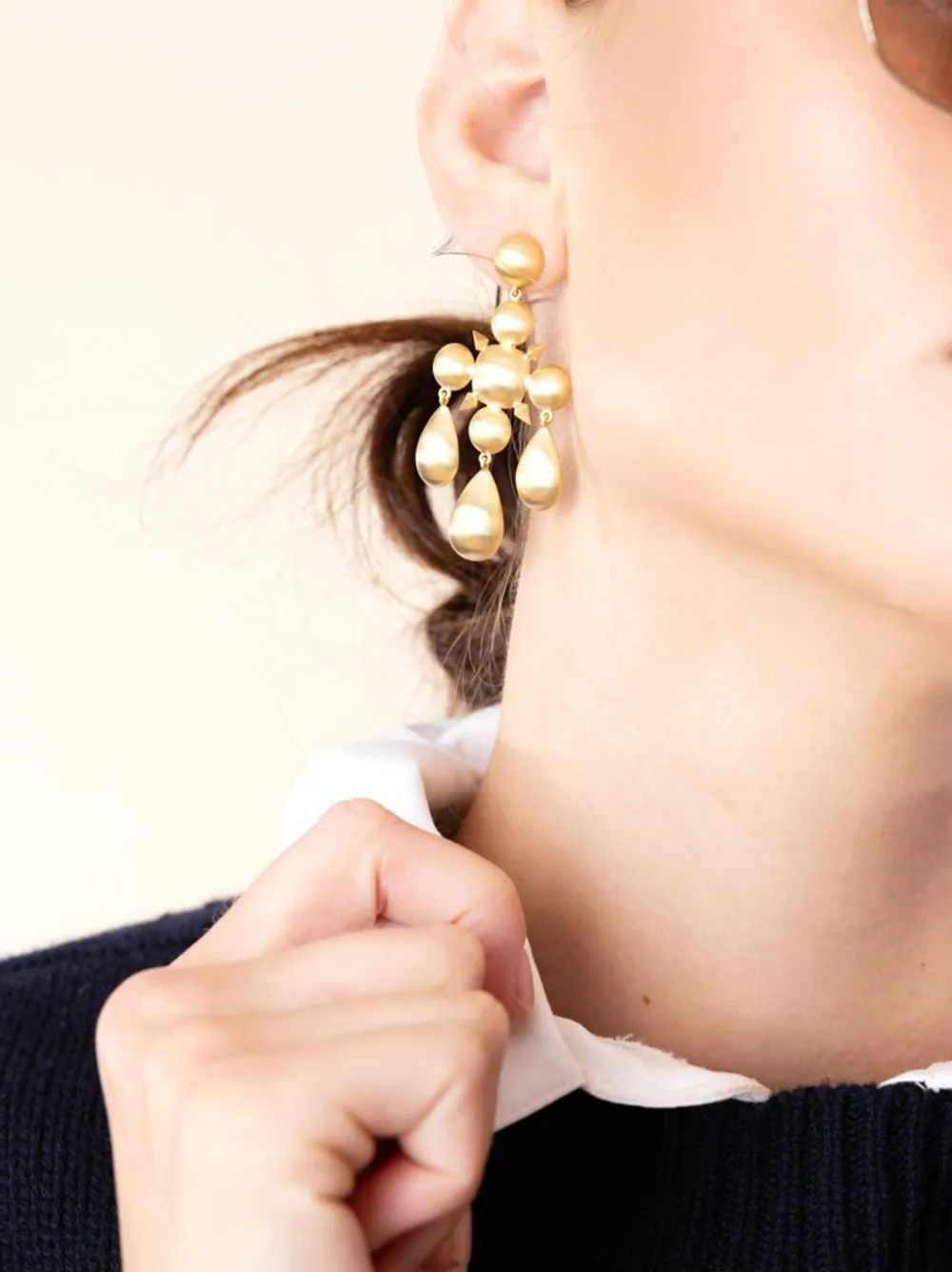 Irene Neuwirth 18kt yellow gold Domed Chandelier earrings | Image 2