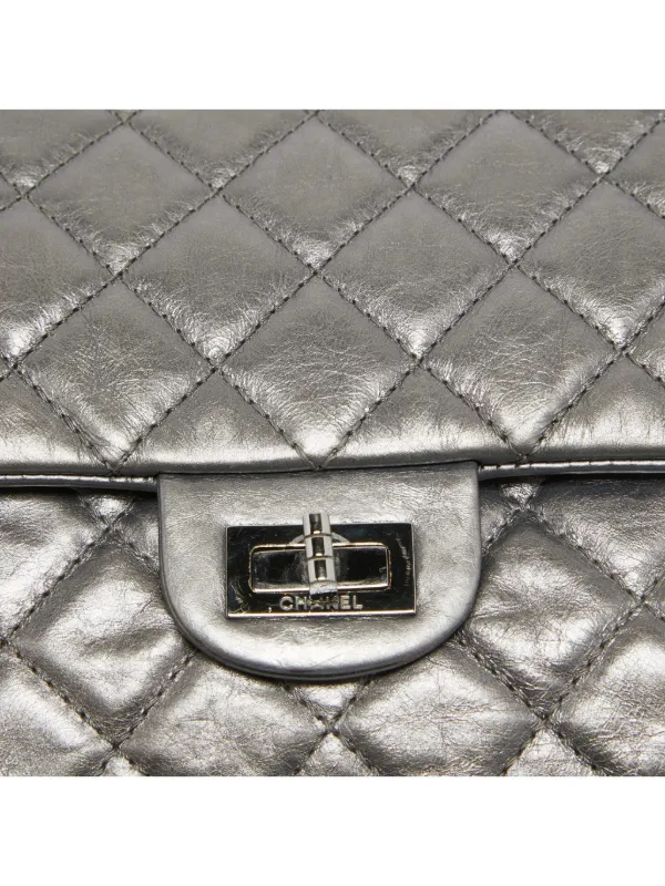 CHANEL グレー ショルダーバッグ CHANEL Pre-Owned 2.55 リイシュー ショルダーバッグ | グレー