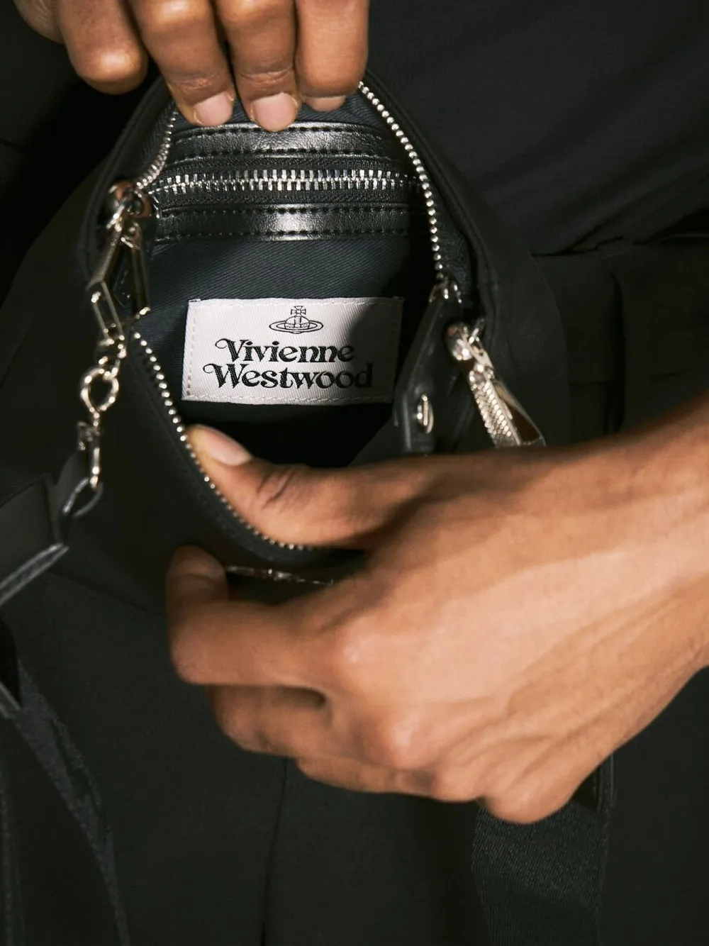 Vivienne Westwood Squire Crossbody Bag In Schwarz