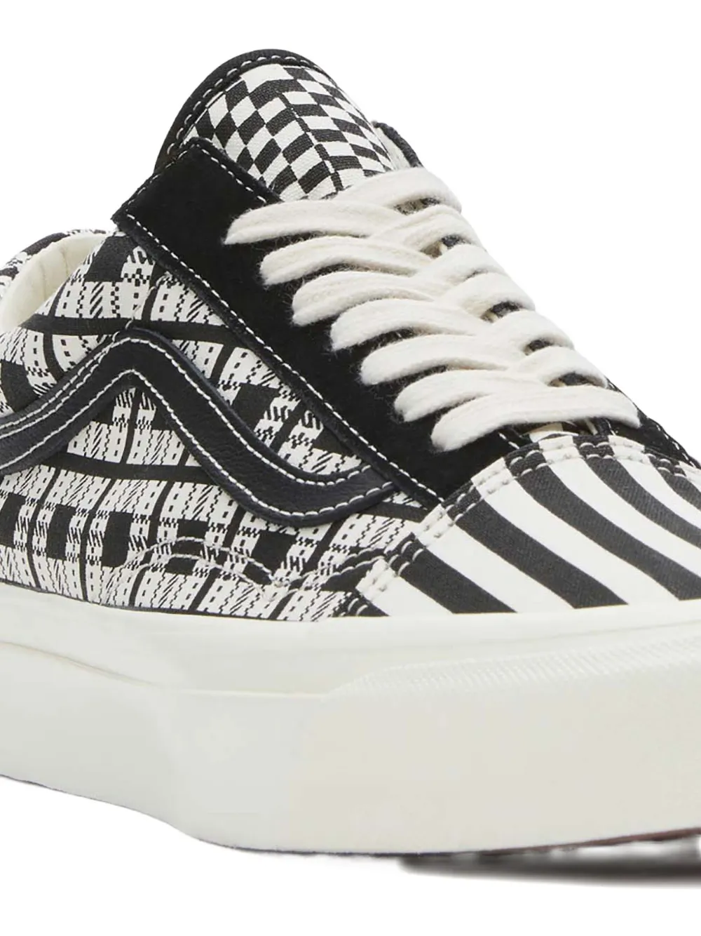 Vans Premium Old Skool Sneakers In Black