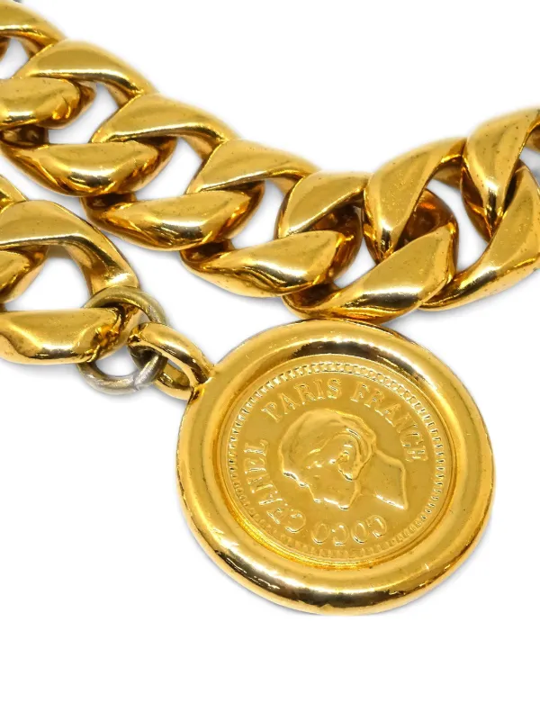 CHANEL チェーンベルト ロゴチャーム付き 中古・古着通販】CHANEL (シャネル) メダリオンレザーチェーン