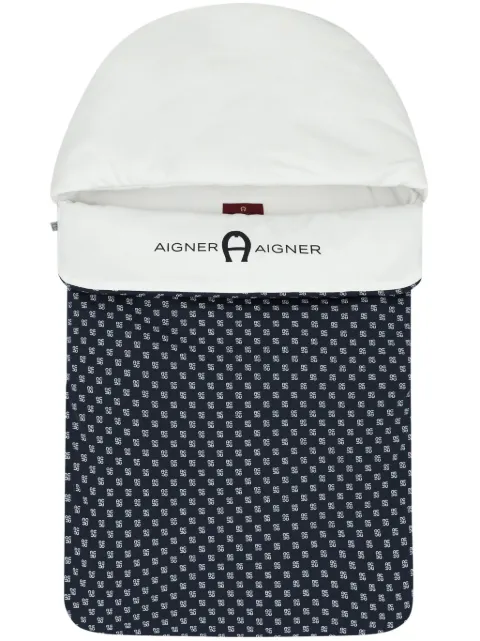 Aigner Kids شنطة نوم بطبعة شعار الماركة