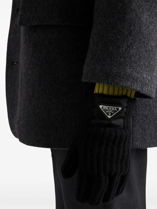 Prada Triangle Logo Patch Gloves | Black | FARFETCH GR