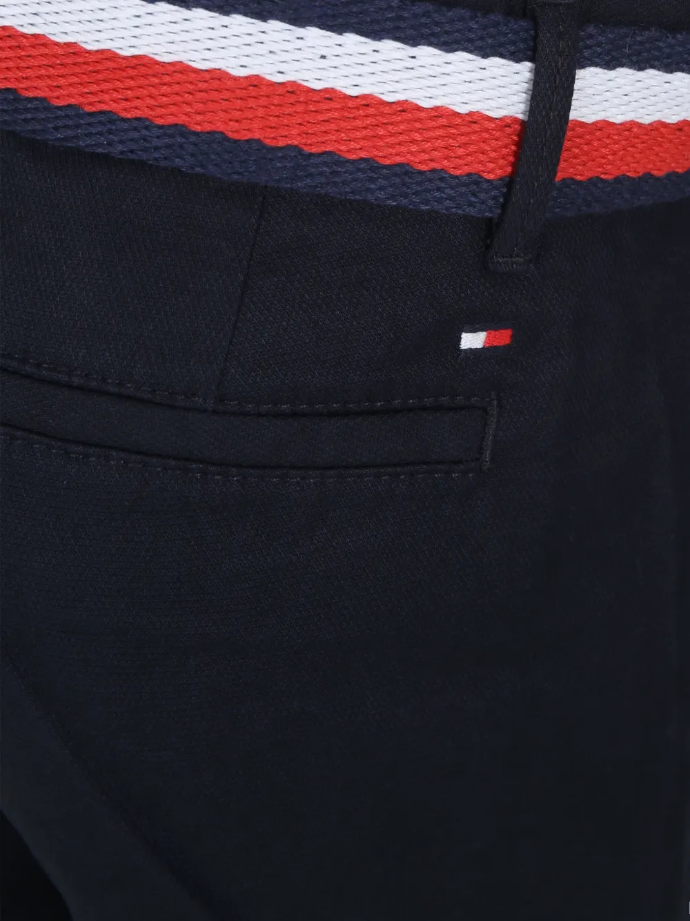 Tommy Hilfiger Junior Geweven chino shorts met ceintuur Blauw