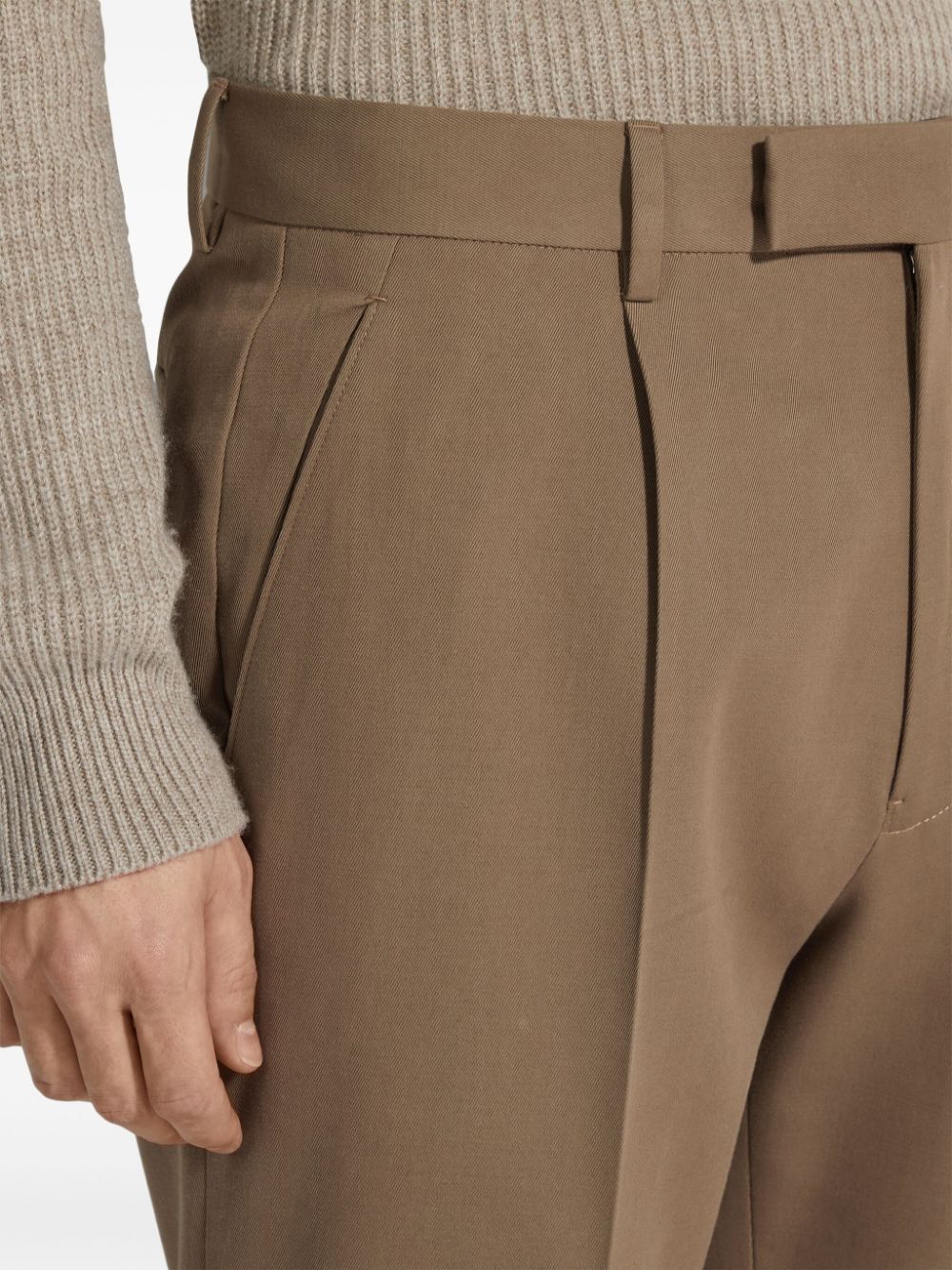 pleated trousers