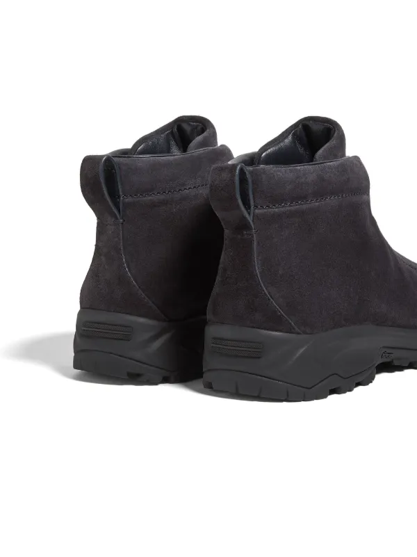 送料関税込★Zegna★Triple Stitch Vetta スエードスニーカー ZEGNA Men's Triple Stitch™ Vetta Suede Boots | Neiman Marcus