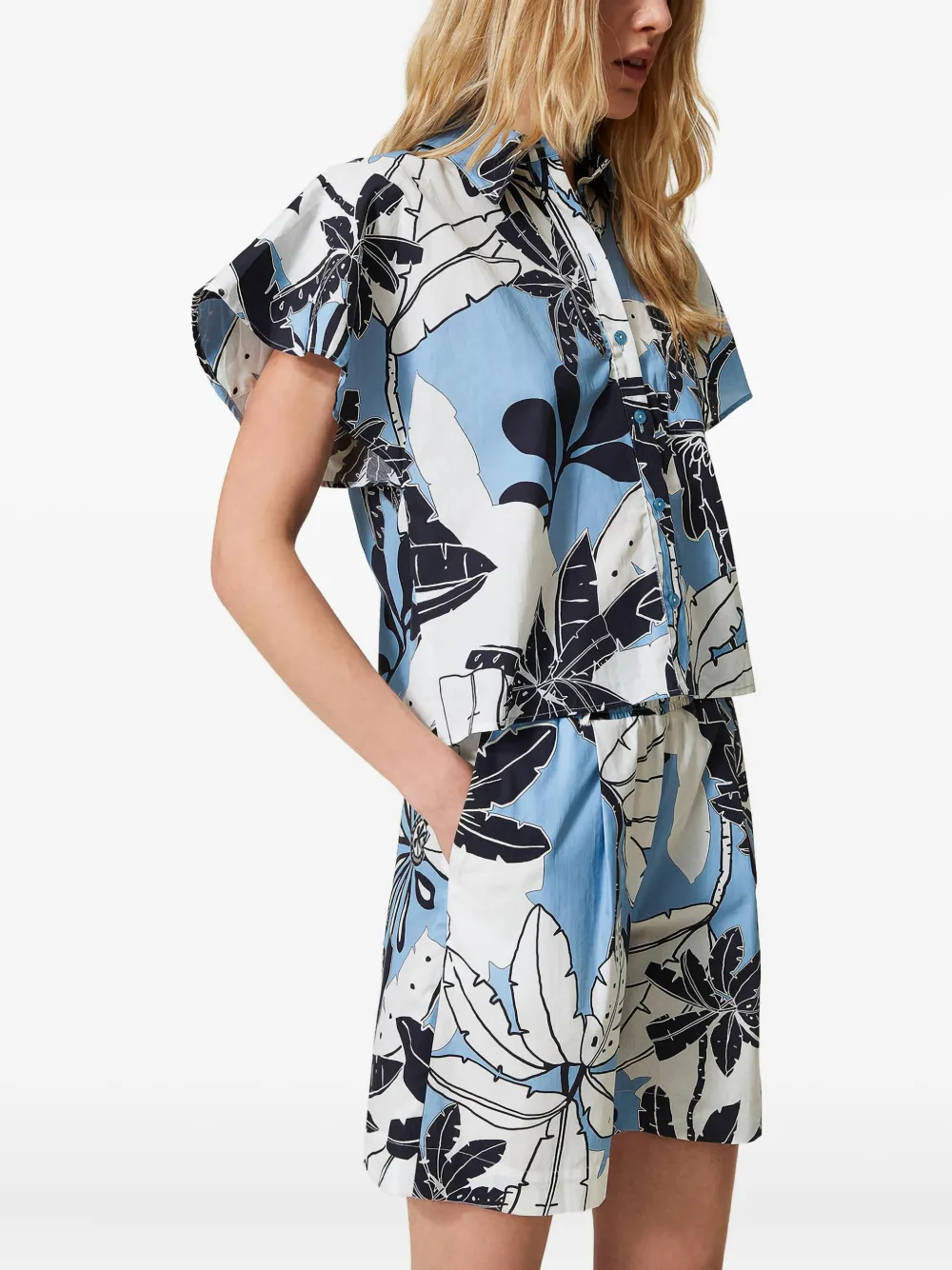 Twinset Floral-print Shorts In Blue
