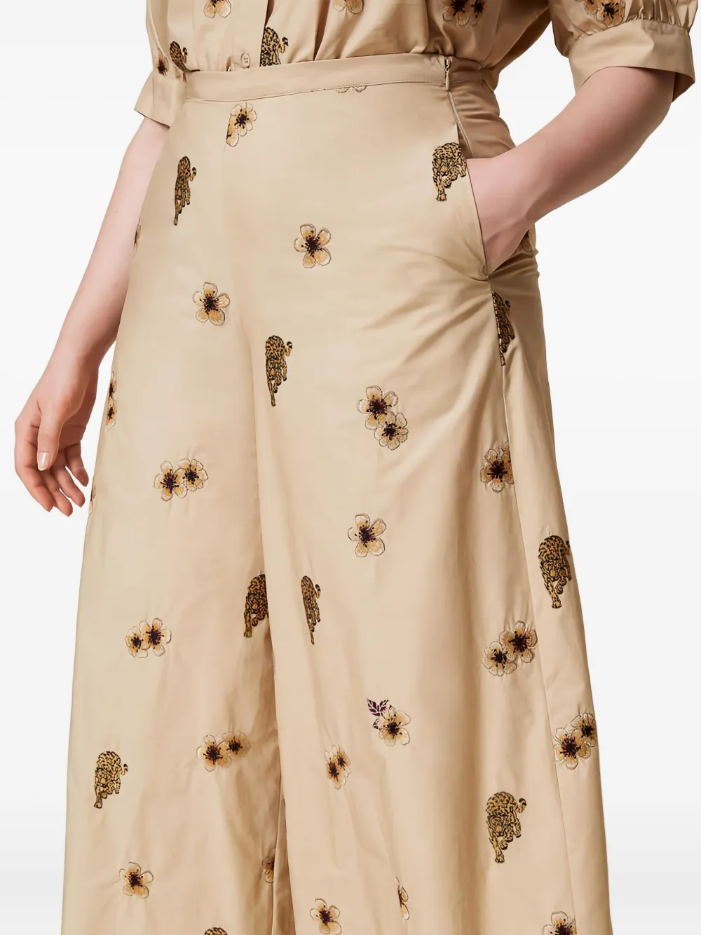 TWINSET Broek met geborduurde bloemen Beige