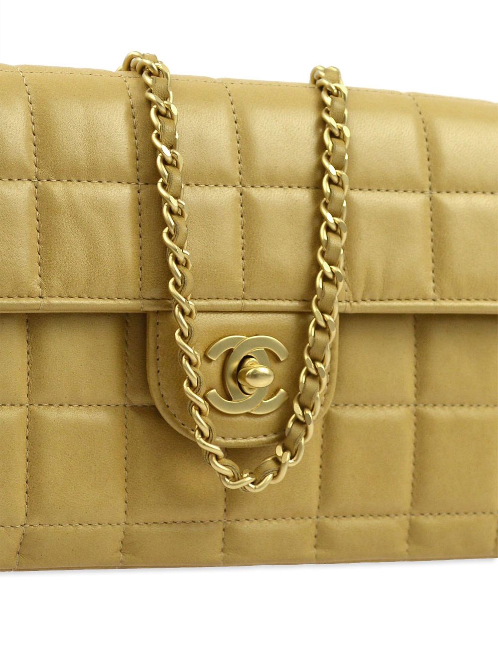 Cheap HOT SALE CHANEL 2000 East West shoulder bag Women