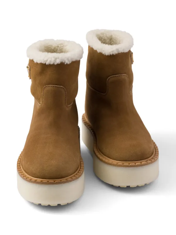 Prada スエード ブーツ | ブラウン | FARFETCH JP