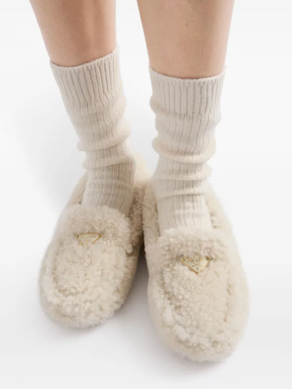 【関税＆送料込み】Prada Shearling Driving Shoes Prada Shearling Driving Shoes | Neutrals | FARFETCH