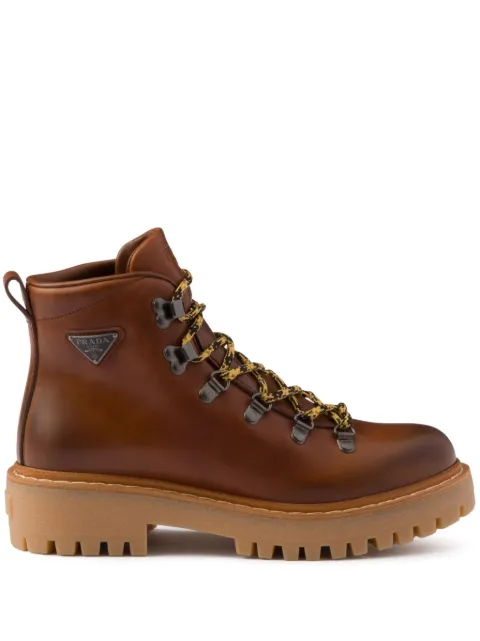 Prada botines con agujetas