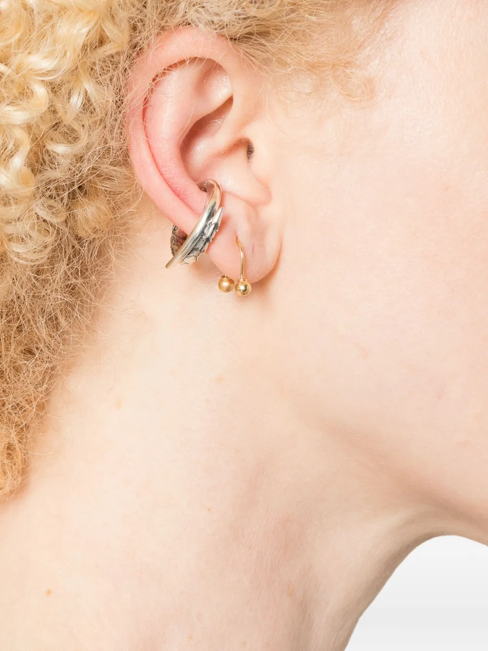 Kusikohc Textured Claw Ear Cuff In Metallic