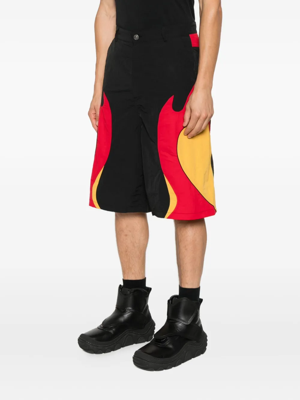Kusikohc Rider Flame-print Shorts In Multi