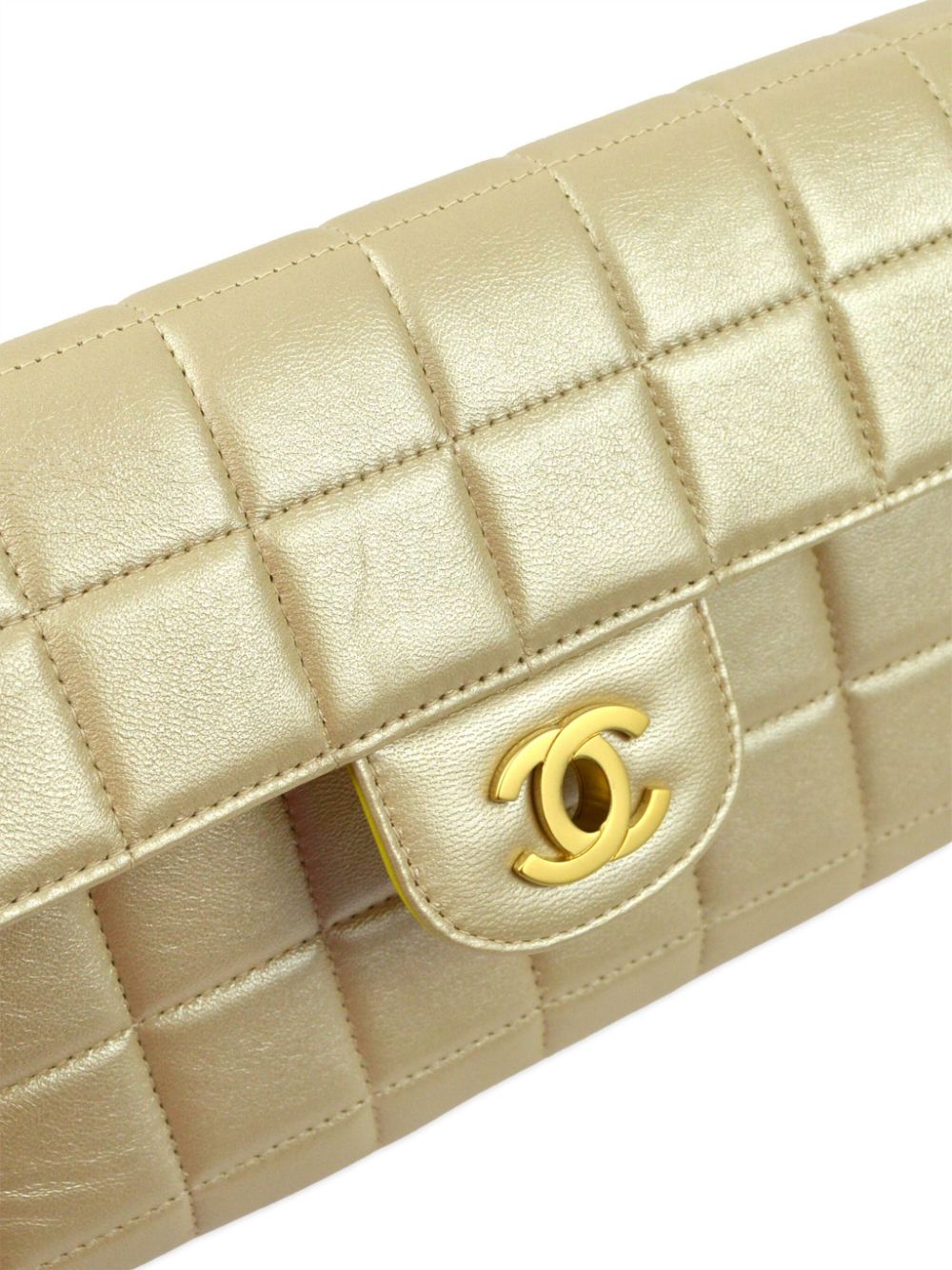 CHANEL 2000 East West shoulder bag Women