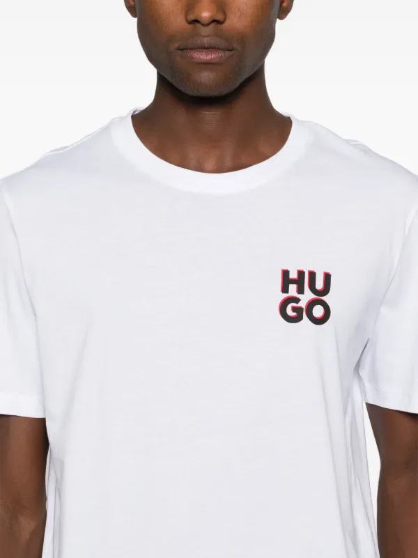 【関税込み】Hugo オフホワイト ロゴパッチ Tシャツ HUGO logo-patch T-shirt | White | FARFETCH IN
