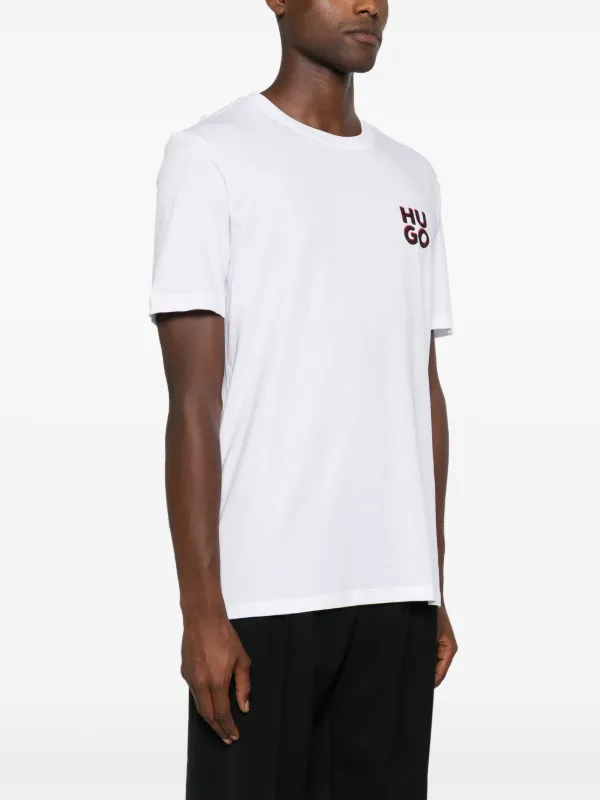【関税込み】Hugo オフホワイト ロゴパッチ Tシャツ HUGO logo-patch T-shirt | White | FARFETCH IN
