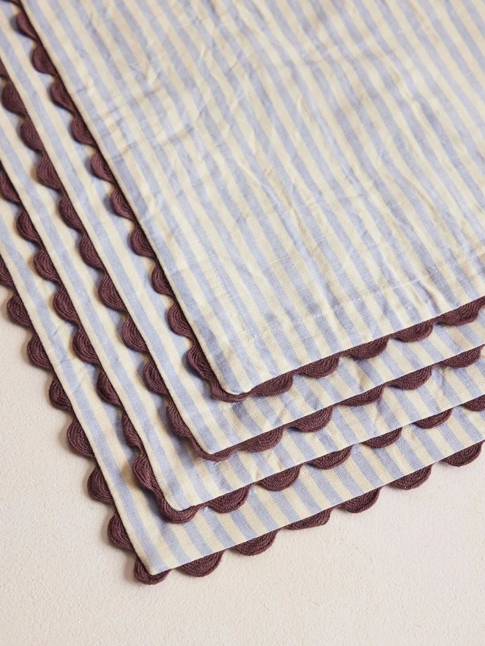 Soho Home Set Of 4 Linen-cotton Blythe Napkins In 蓝色
