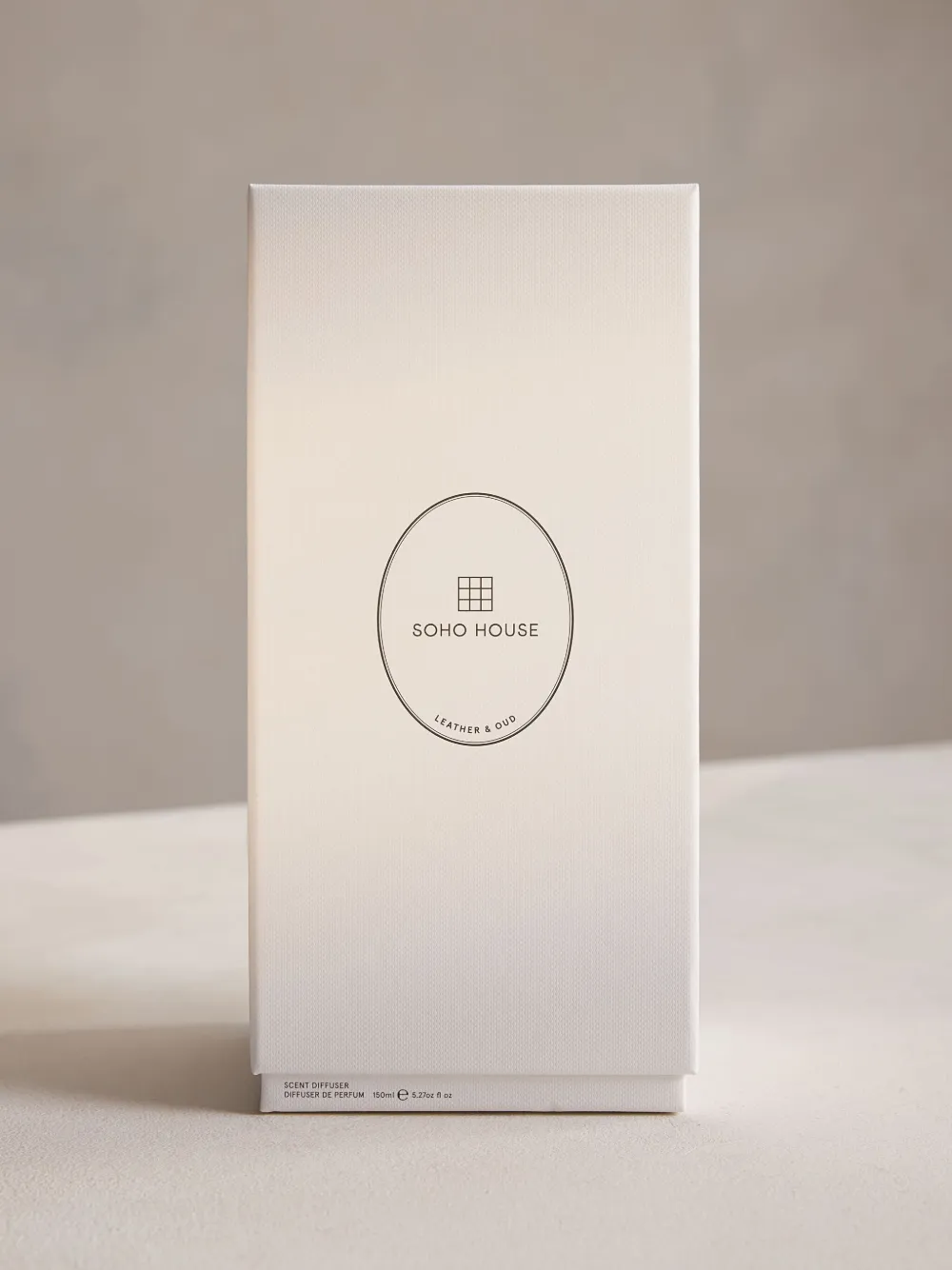 Soho Home Leather & Oud Forest Green Diffuser (150g) In Green