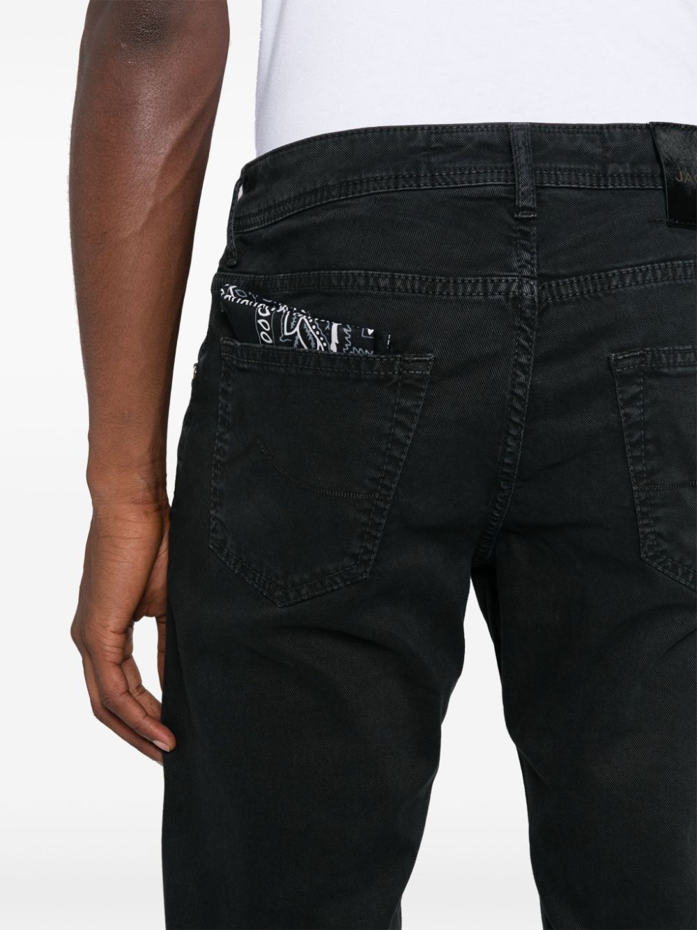 Shop Jacob Cohen Nick Slim Jeans In Schwarz