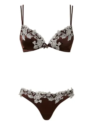 TWINSET