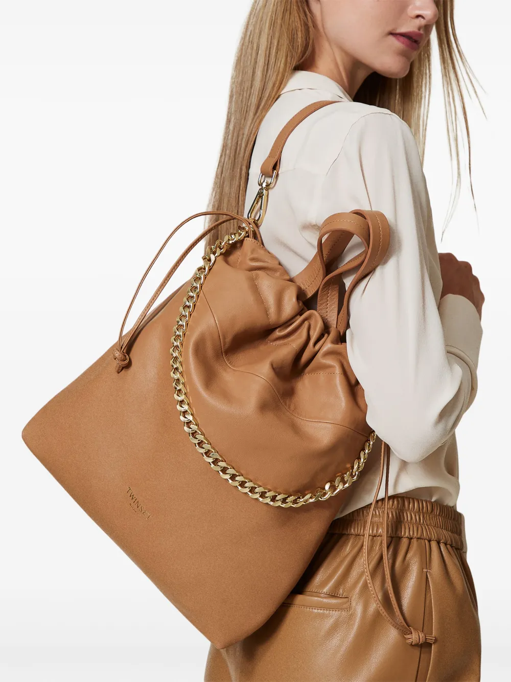 TWINSET logo-print bucket bag | Image 2