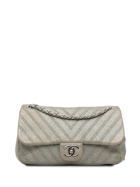 CHANEL 2017-2018 Small Chevron Calfskin Stud Wars Flap crossbody bag Women