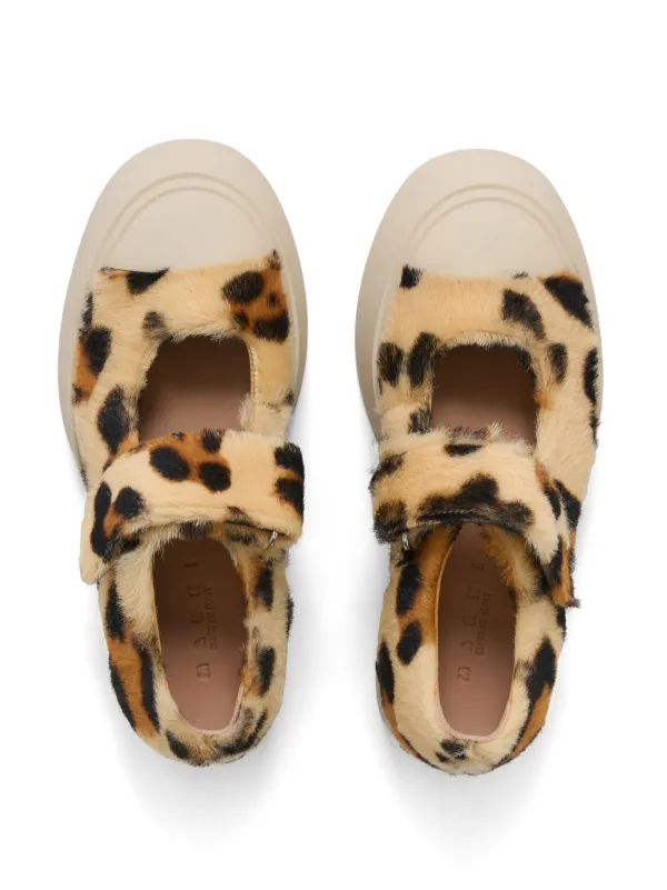 新品正規品定価約9万→29999早い者勝ち‼️MARNI PAW スニーカー 40
