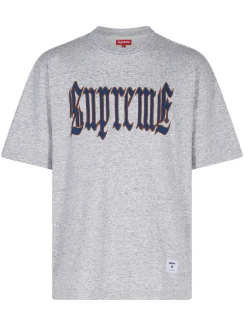 Supreme playera con logo Old English