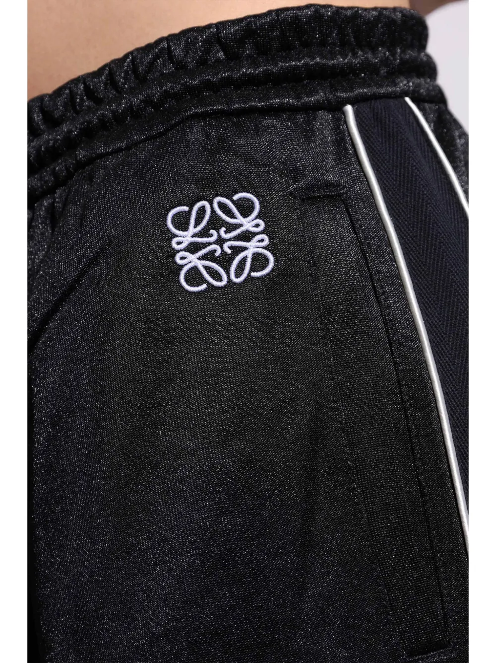 Loewe Logo-embroidered Track Pants In Schwarz