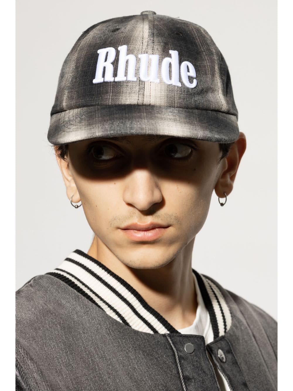 RHUDE embroidered-logo cotton cap - Grijs