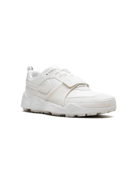 Nike tenis Zoom Field Jaxx SP Sail de NIKE KIDS x Travis Scott