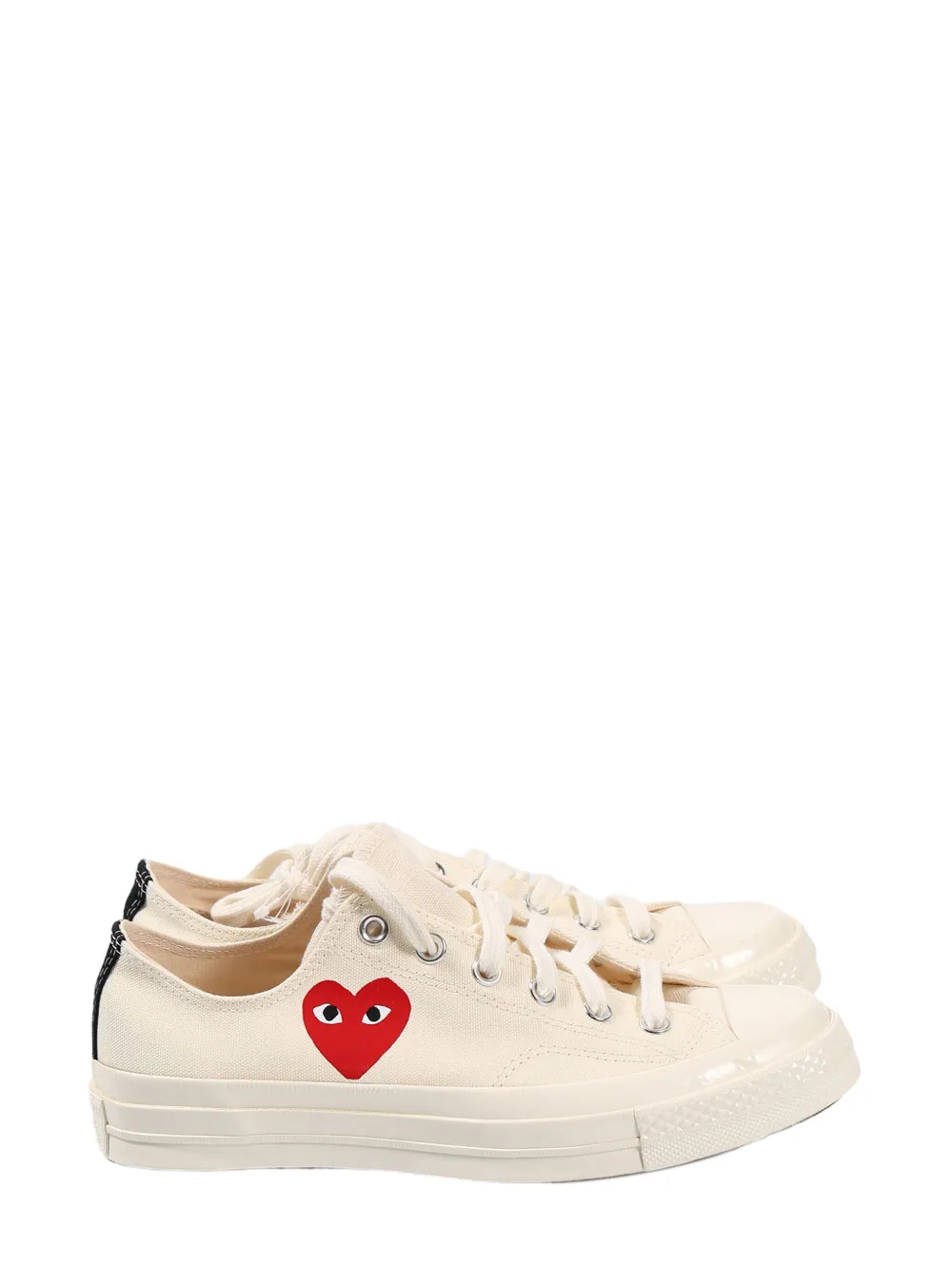 Comme Des Garçons Play X Converse Comme Des Garcons Play X Converse Chuck Taylor 70 Small Red Heart Low Top Sneakers In White