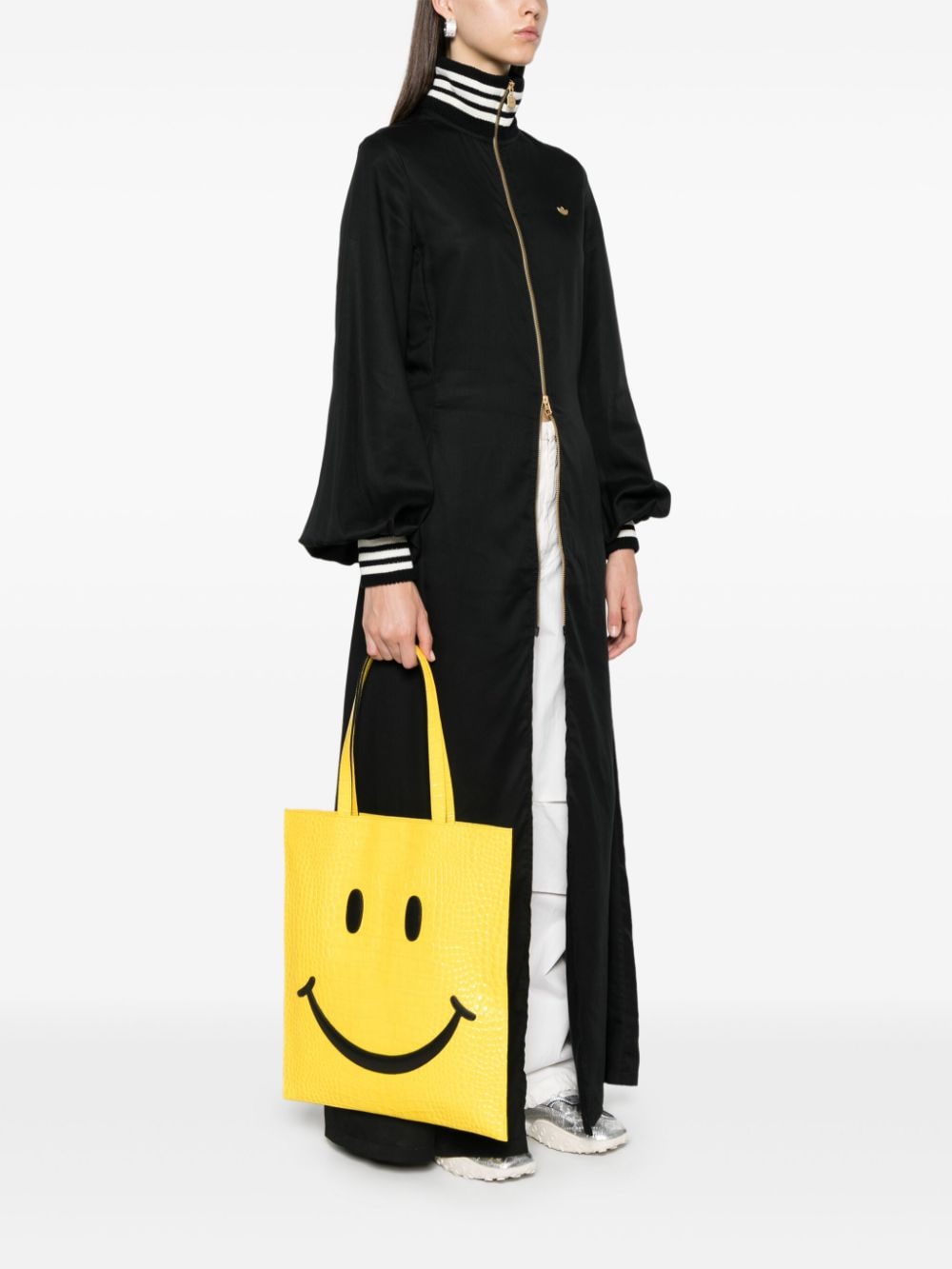 Shop Moschino Smiley-face Tote Bag In Yellow