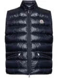 Moncler Gui logo-patch puffer gilet - Blue