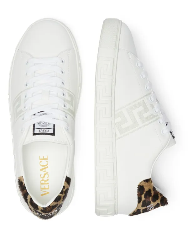 Versace グレカ スニーカー | ホワイト | FARFETCH JP