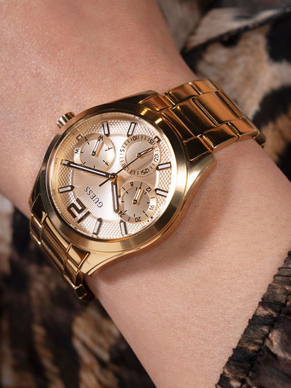 Shop Guess Usa Chronograph 38mm In Neutrals