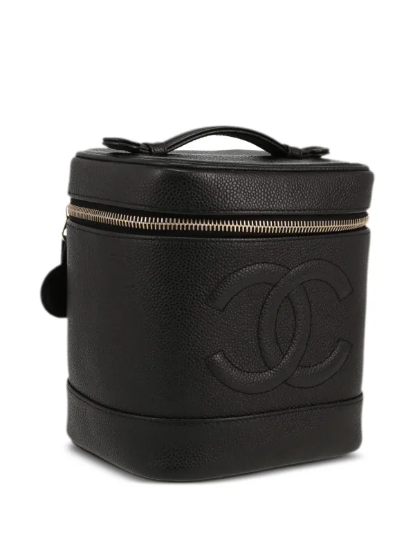 2021 30 Montaigne shoulder bag