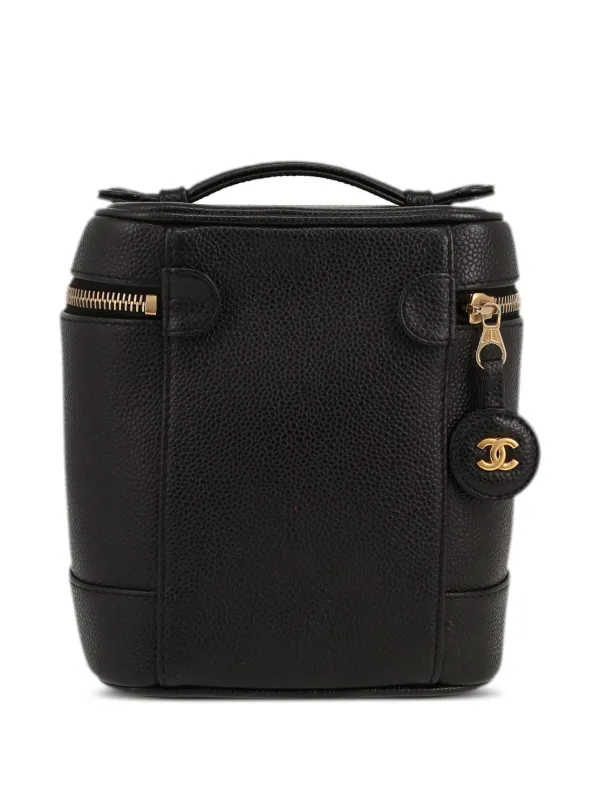 2021 30 Montaigne shoulder bag