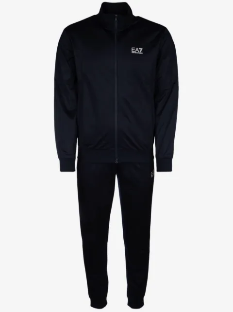 Ea7 Emporio Armani traje deportivo con logo en el pecho