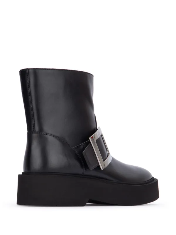 【関税&送料込】Roger Vivier Viv Rangers Met Buc Chels Booti Viv' Rangers Chelsea Booties in leather Black Woman