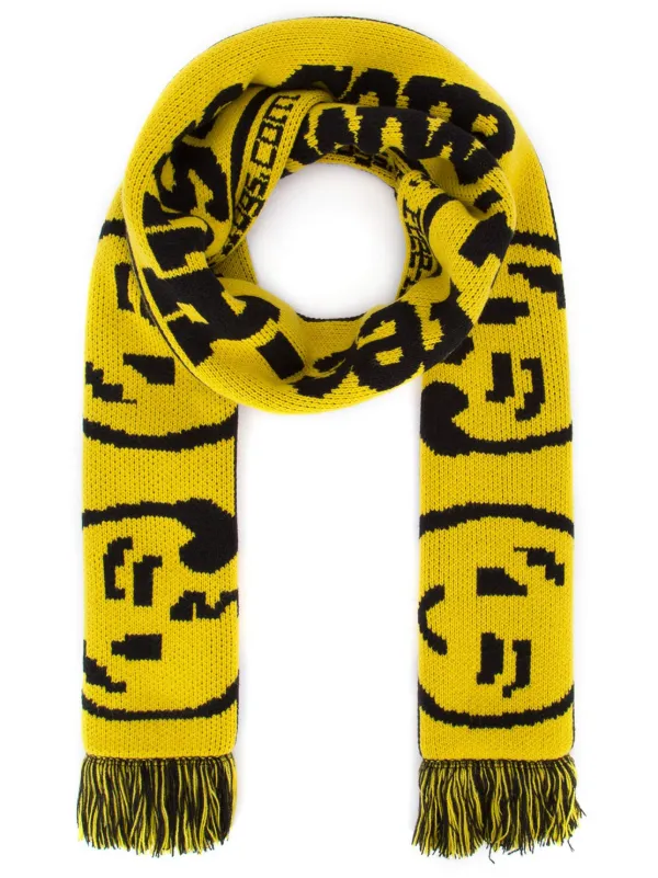 VETEMENTS x Reebok Free Hugs Scarf | Yellow | FARFETCH ID