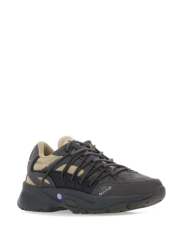 MCQ Aratana Sneakers | Black | FARFETCH