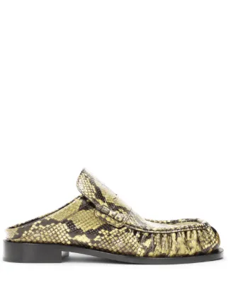 存在感絶大【Dries Van Noten】Snake-effect leather mules Snake-effect leather mules in beige - Dries Van Noten