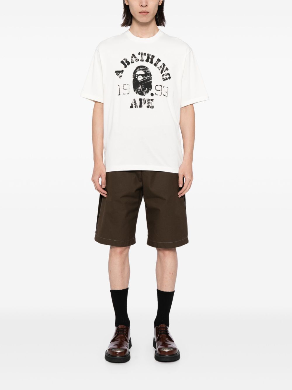 A BATHING APE Ruimvallend T-shirt met print - Beige